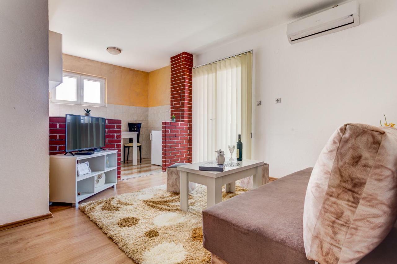 Libra Apartments Tivat Extérieur photo