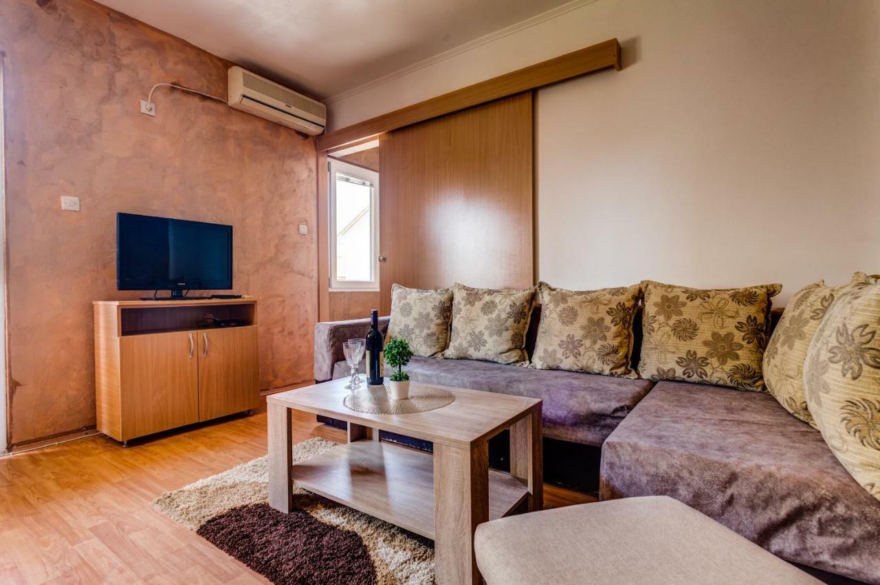 Libra Apartments Tivat Extérieur photo
